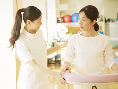 介護老人保健施設(従来型)の介護スタッフ｜正社員｜賞与あり◎【東山田駅】イメージ